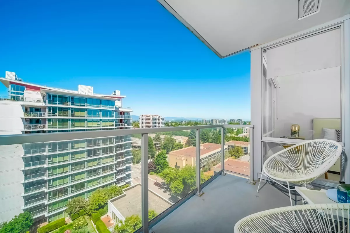 Basement Recreation Room Photo of 1706 6833 Buswell Street, Richmond, BC