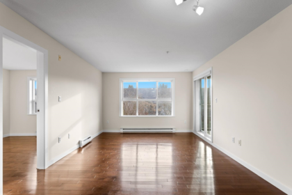 213 5885 Irmin Street, Burnaby, BC, Burnaby — Apartment/Condo for sale