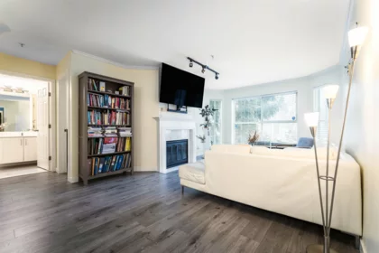 218 7161 121 Street, Surrey, BC, Surrey — Apartment/Condo for sale