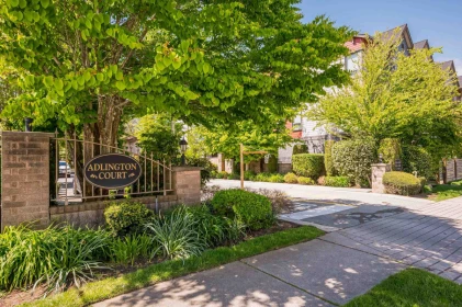 Outdoor Patio Photo of 202 4745 54a Street, Delta, BC