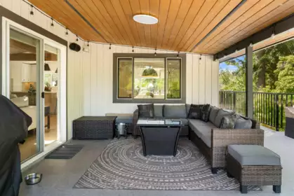 Garden / Landscaping Photo of 4876 4th Avenue, Delta, BC