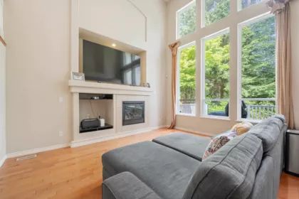 Breakfast Nook Photo of 3305 Chartwell Grn, Coquitlam, BC
