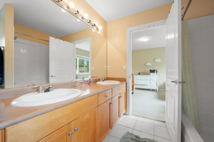 Laundry Room Photo of 3305 Chartwell Grn, Coquitlam, BC