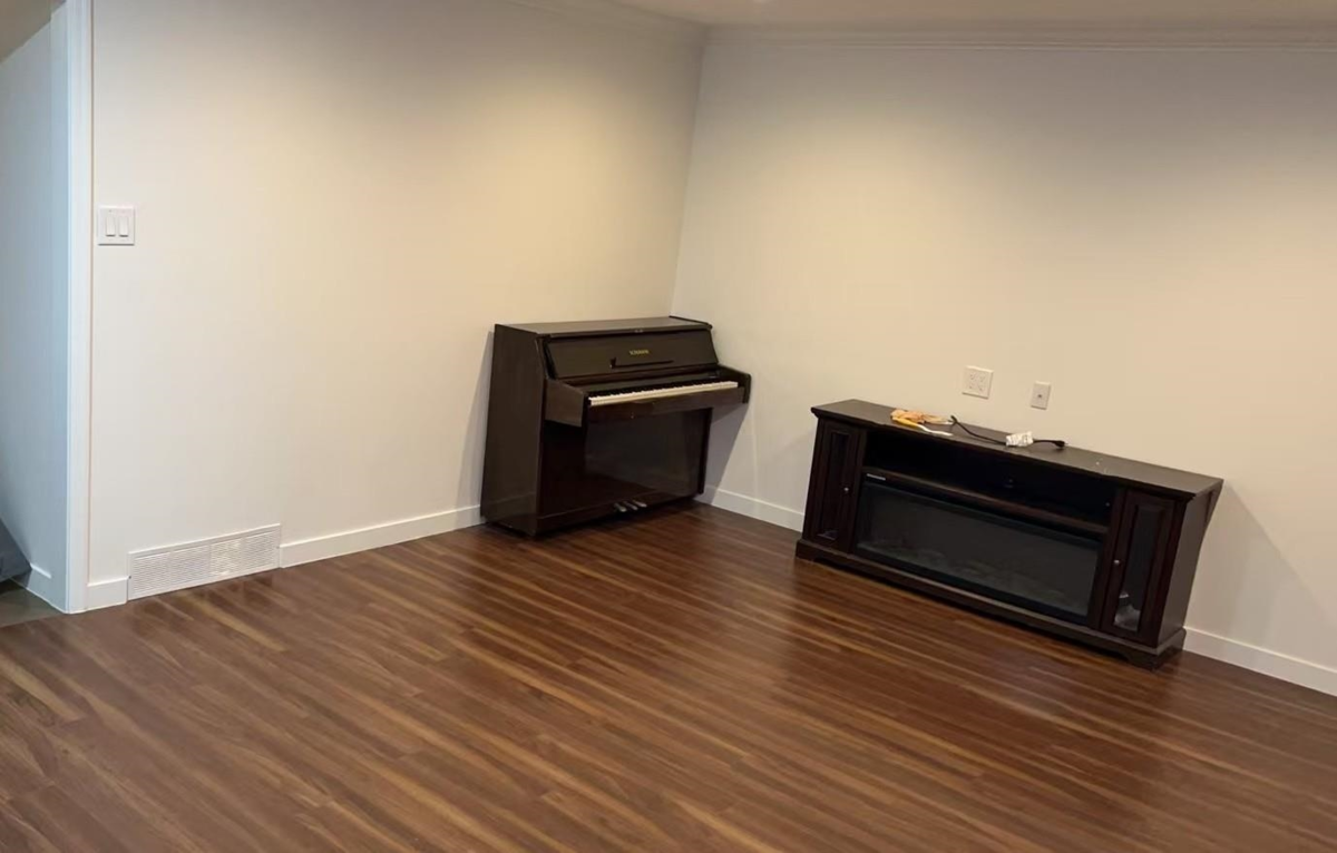 Breakfast Nook Photo of 3161 E 15th Avenue, Vancouver, BC