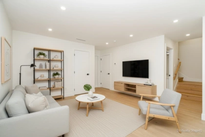 Basement Recreation Room Photo of 2717 Henry Street, Port Moody, BC