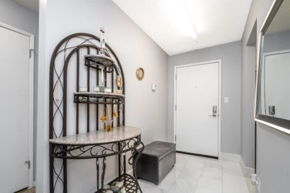Primary Bathroom Photo of 203 32040 Peardonville Road, Abbotsford, BC