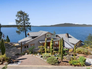 9987 Welcome Wynd, Halfmoon Bay, BC, Halfmoon Bay — Single Family Residence for sale