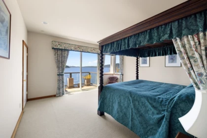 Office / Den Photo of 9987 Welcome Wynd, Halfmoon Bay, BC