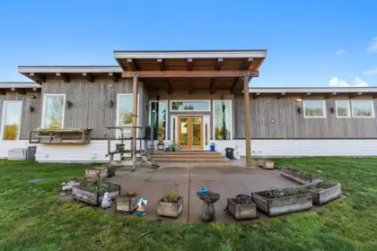 24509 36 Avenue, Langley, BC