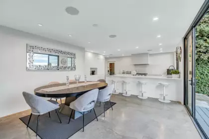Kitchen Island Photo of 2234 Palmerston Avenue, West Vancouver, BC