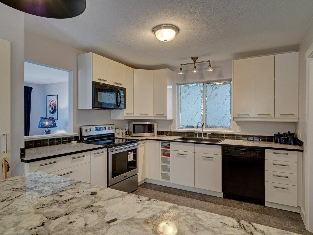 Office / Den Photo of 6557 Bjorn Place, Sechelt, BC