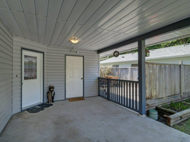 6557 Bjorn Place, Sechelt, BC, Sechelt — Single Family Residence for sale