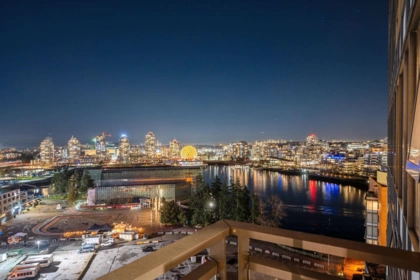 1901 33 Smithe Street, Vancouver, BC