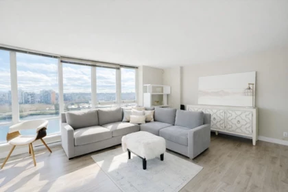 1506 980 Cooperage Way, Vancouver, BC, Vancouver — Apartment/Condo for sale