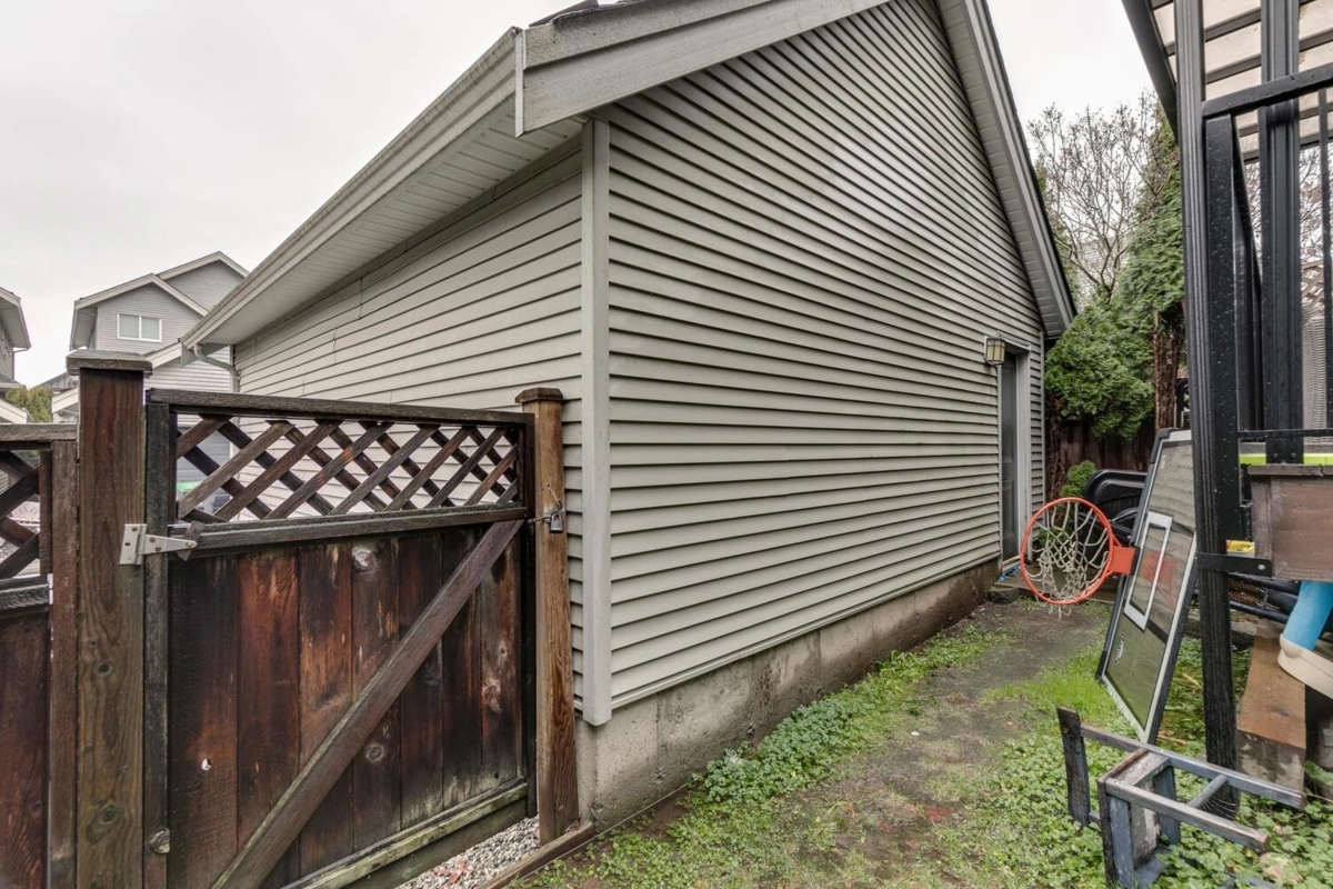 Aerial View of 18913 67a Avenue, Surrey, BC