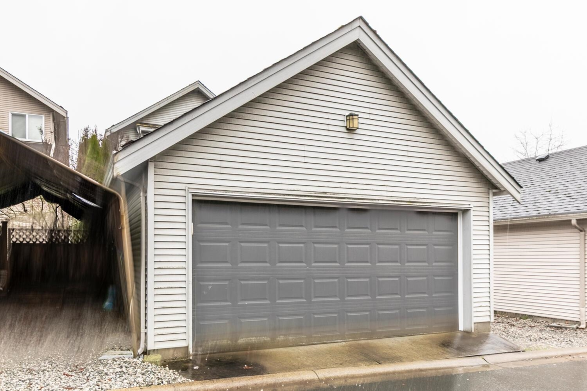 Neighborhood Park Photo Near 18913 67a Avenue, Surrey, BC