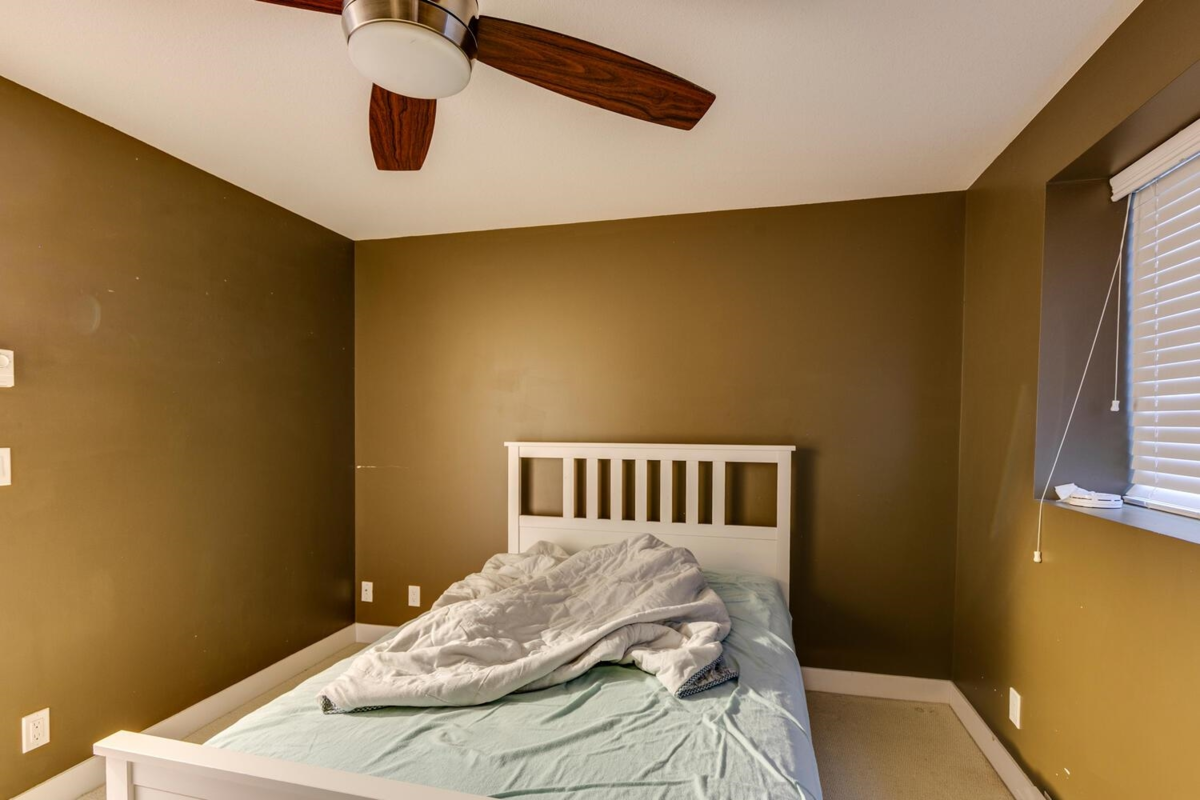 Outdoor Deck Photo of 18913 67a Avenue, Surrey, BC