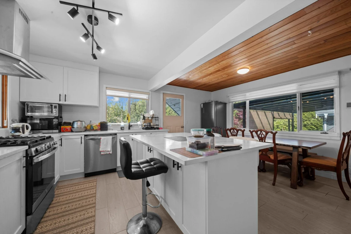 Bedroom 2 Photo of 25412 58 Avenue, Langley, BC