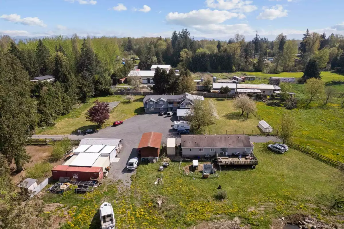 Front Yard Photo of 25412 58 Avenue, Langley, BC