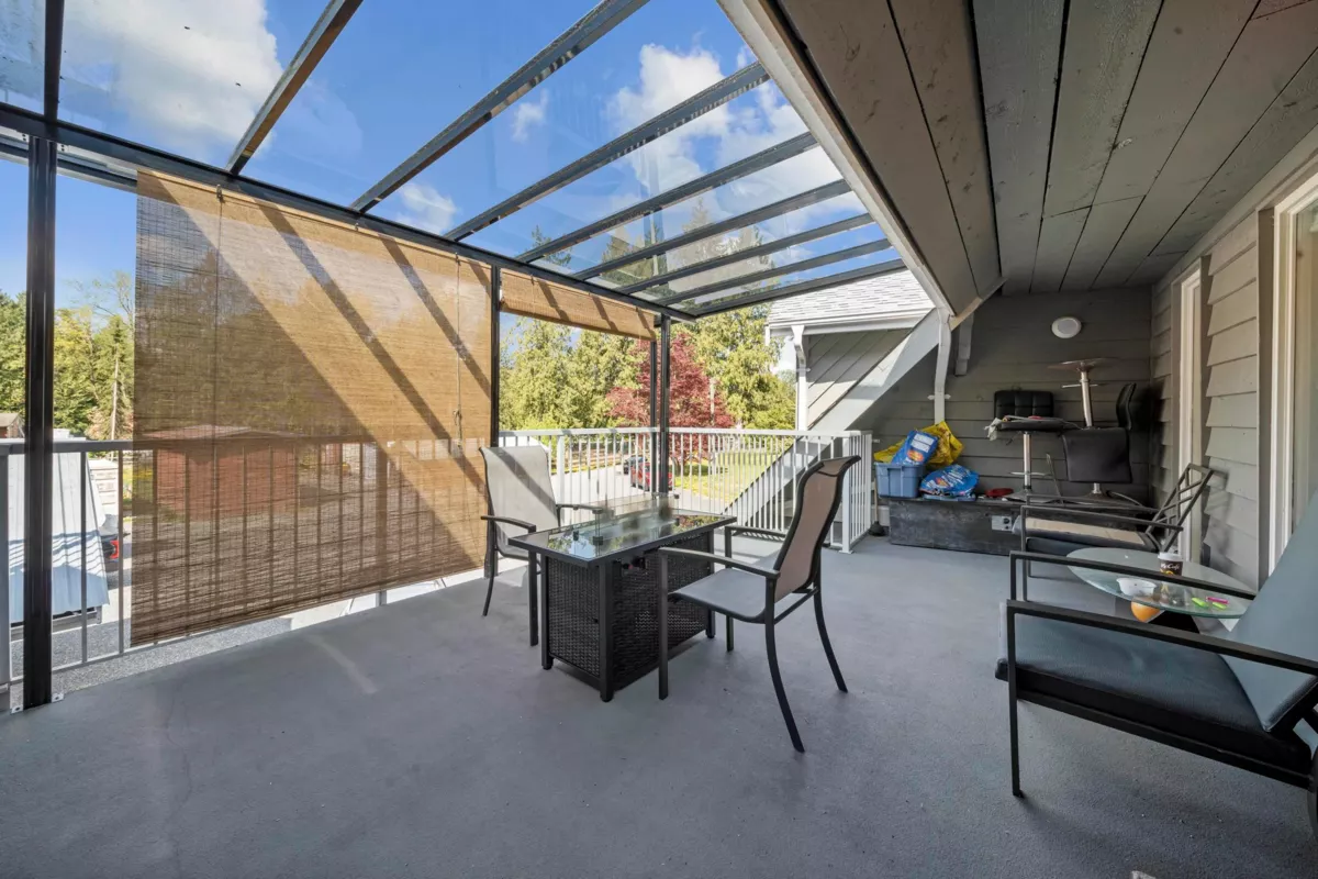 Hallway Photo of 25412 58 Avenue, Langley, BC