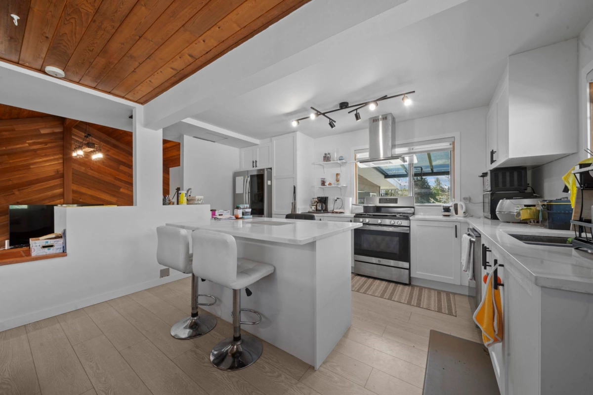 Primary Bedroom Photo of 25412 58 Avenue, Langley, BC