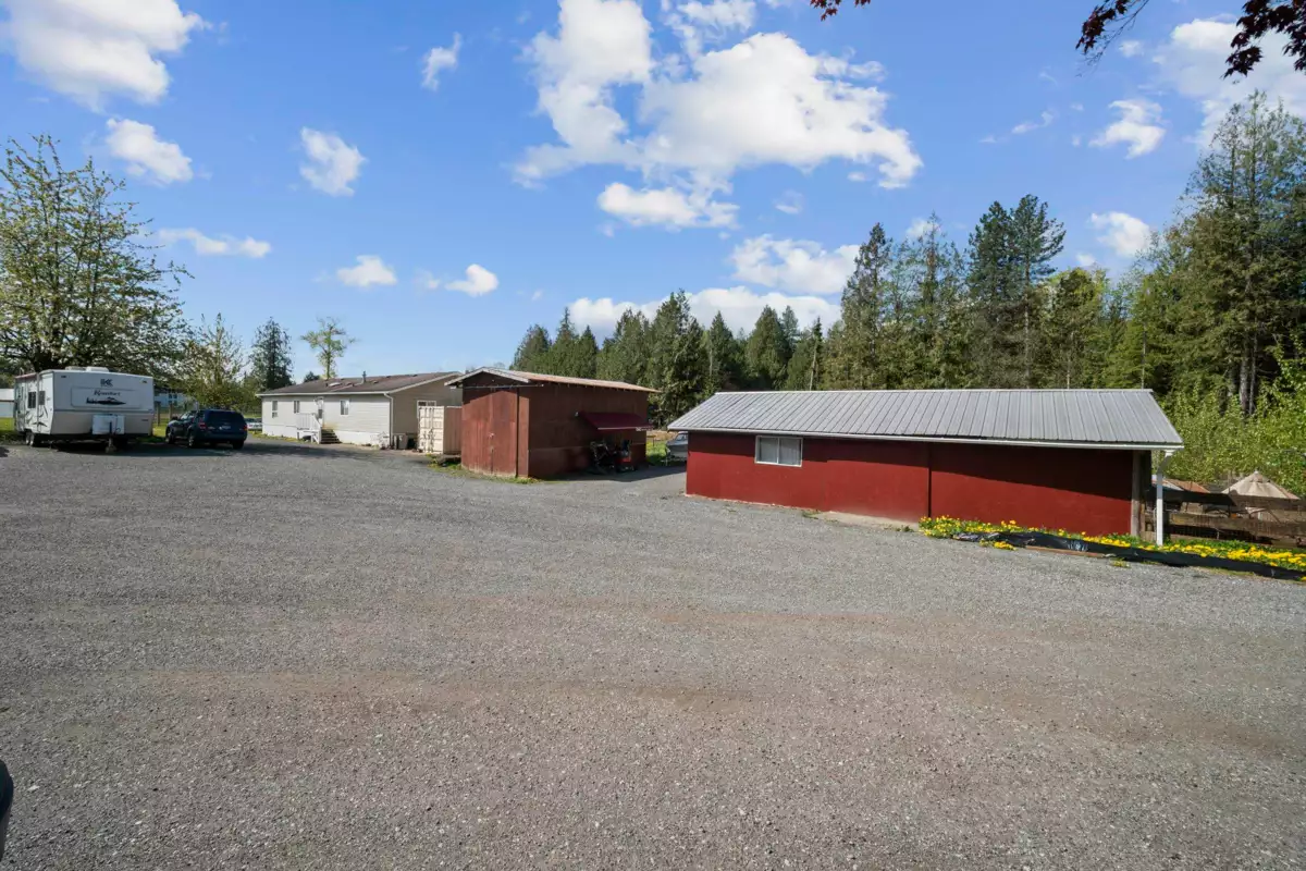 Staircase Photo of 25412 58 Avenue, Langley, BC