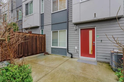 Hot Tub / Spa Photo of 3 8140 166 Street, Surrey, BC