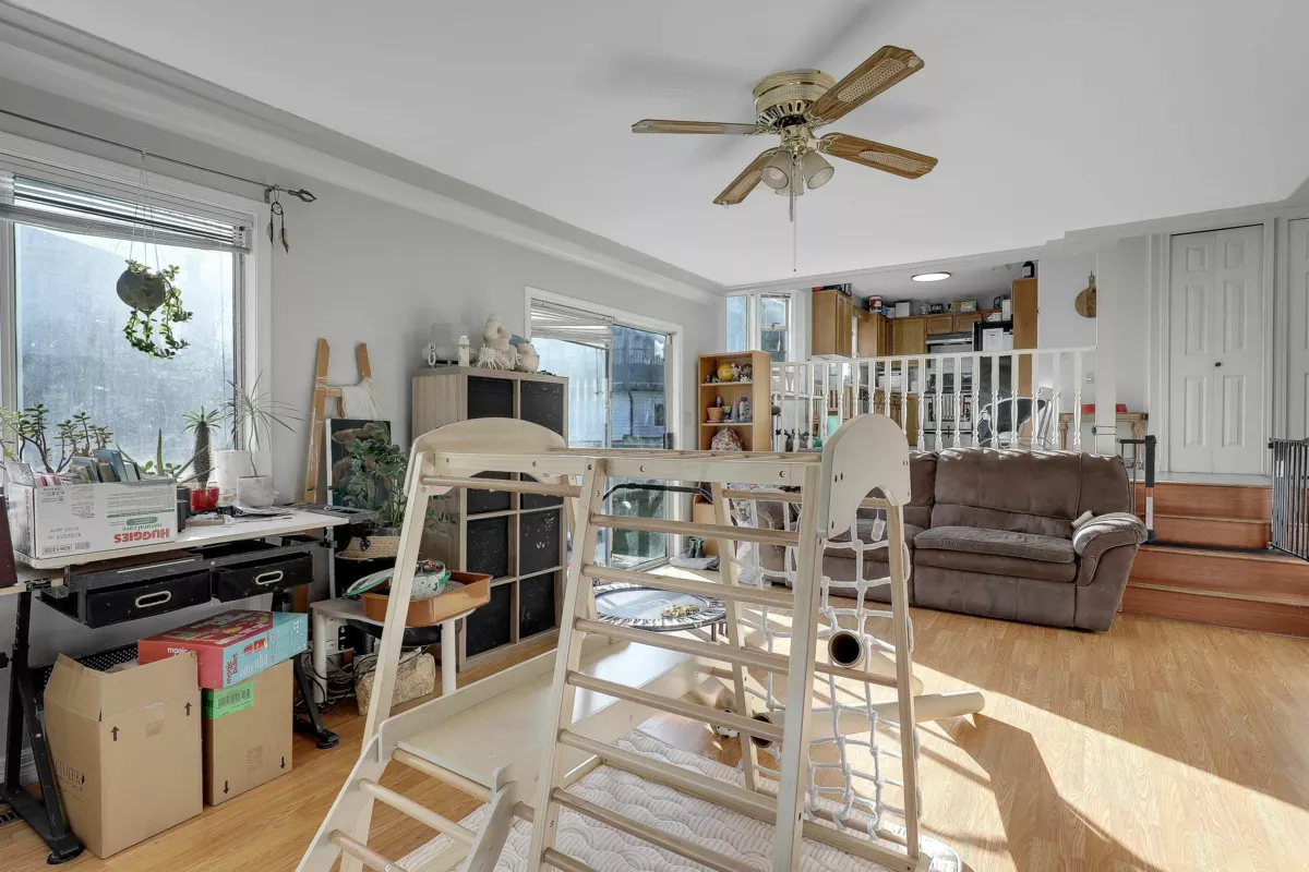 Backyard Photo of 15662 91a Avenue, Surrey, BC