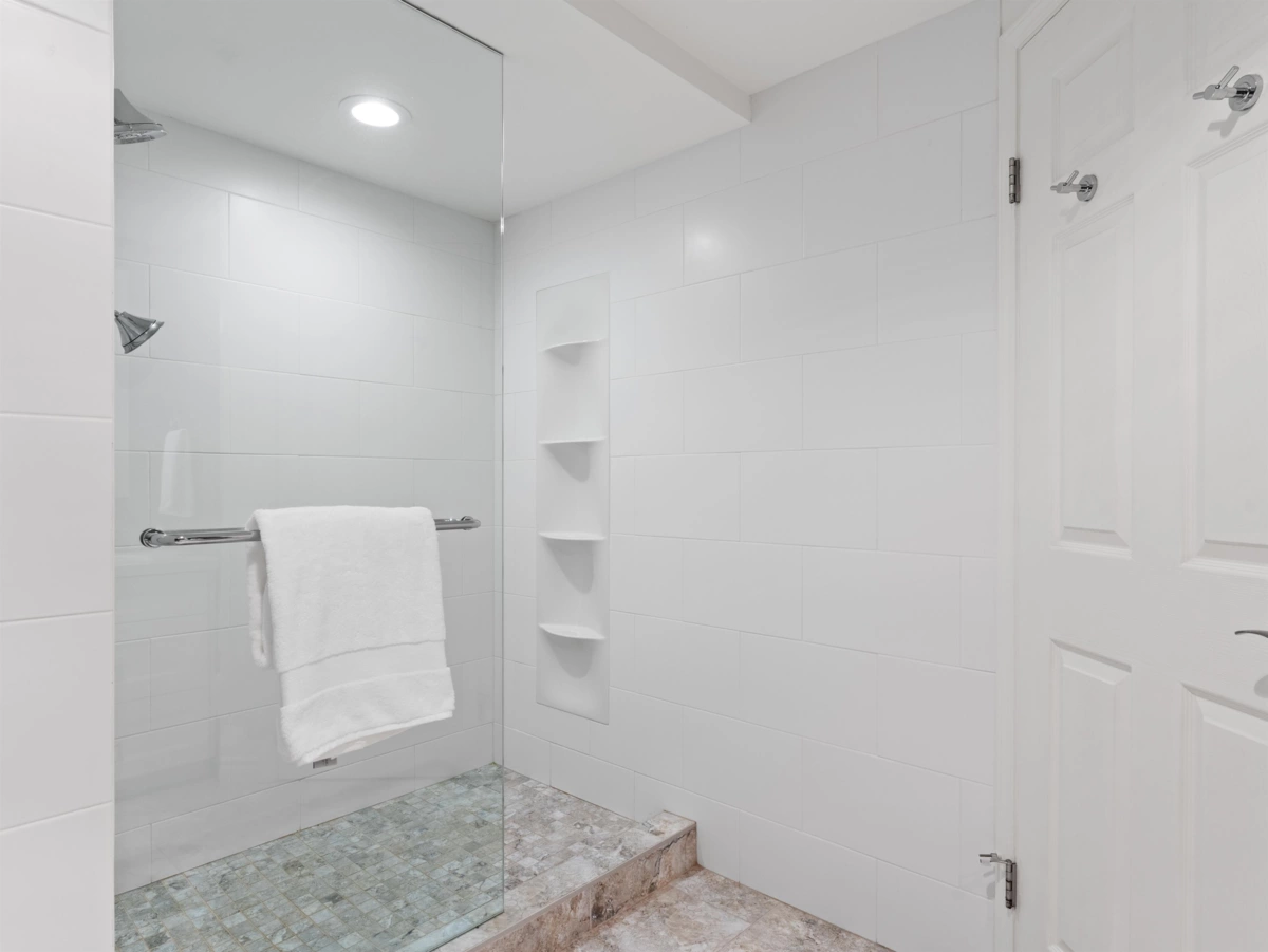 Basement Recreation Room Photo of 107 3690 Banff Court, North Vancouver, BC