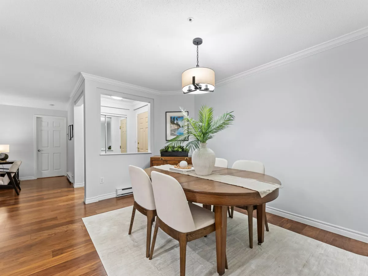 Kitchen Photo of 107 3690 Banff Court, North Vancouver, BC