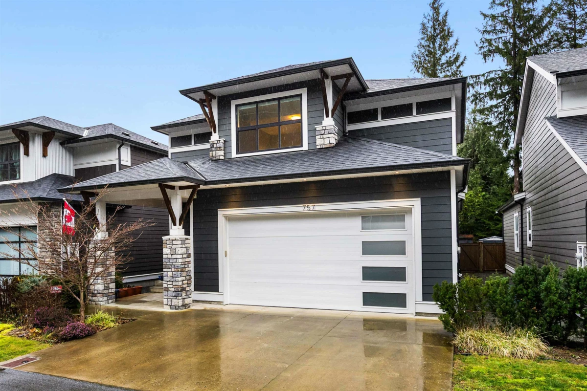 Exterior Front Photo of 757 Aspen Lane, Harrison Hot Springs, BC