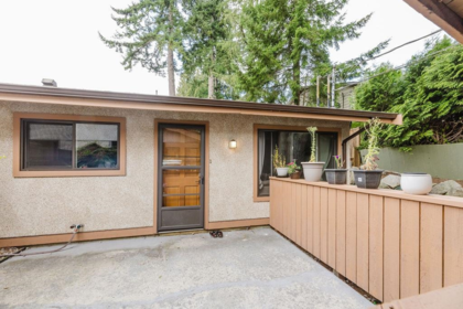 Laundry Room Photo of 841 North Road, Gibsons, BC