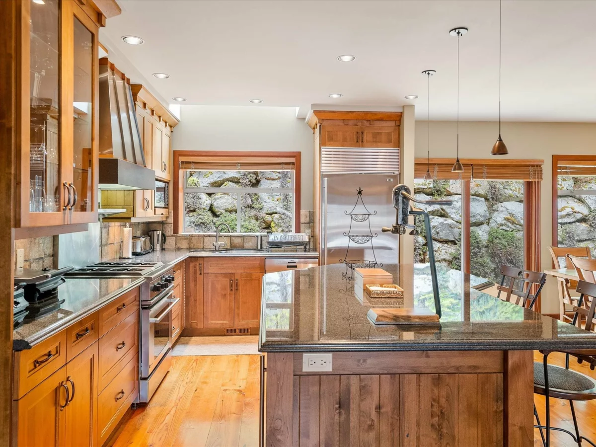 Dining Area Photo of 21 4501 Blackcomb Way, Whistler, BC