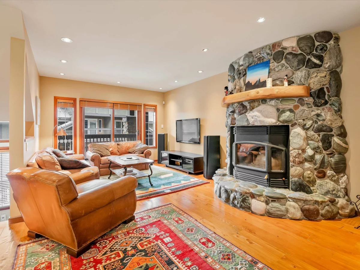 Kitchen Island Photo of 21 4501 Blackcomb Way, Whistler, BC