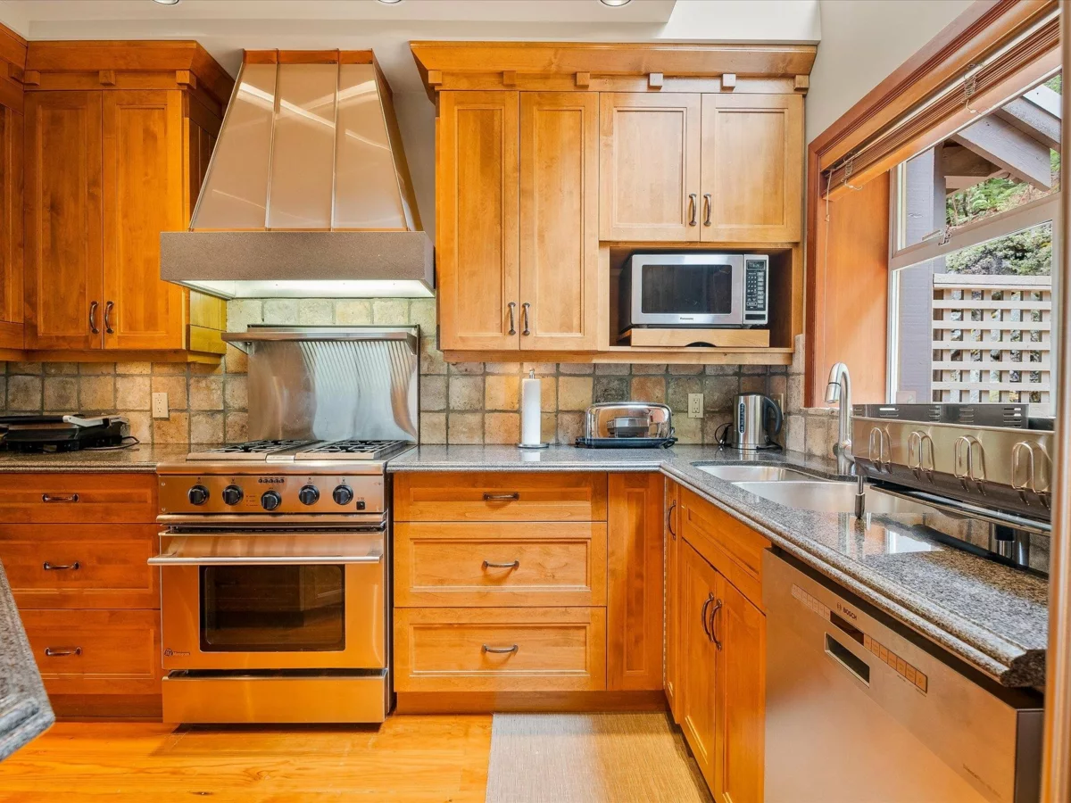 Kitchen Photo of 21 4501 Blackcomb Way, Whistler, BC