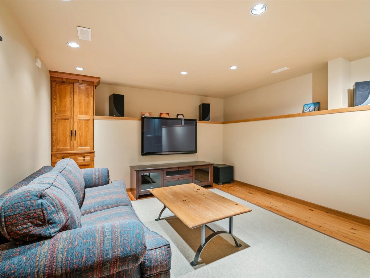 Outdoor Deck Photo of 21 4501 Blackcomb Way, Whistler, BC