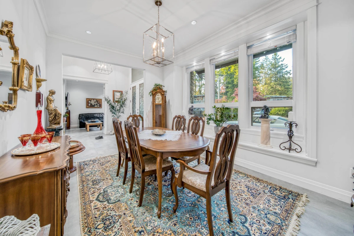 Family Room Photo of 13766 56a Avenue, Surrey, BC