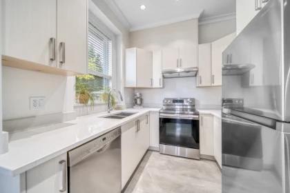 Basement Recreation Room Photo of 13766 56a Avenue, Surrey, BC