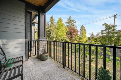 Mudroom Photo of 13766 56a Avenue, Surrey, BC