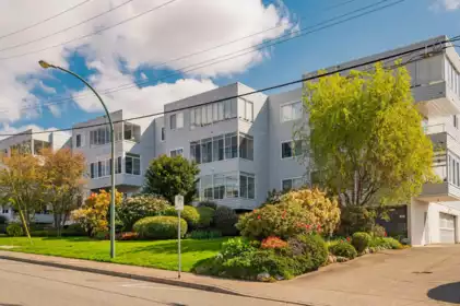 210 1354 Winter Street, White Rock, BC, White Rock — Apartment/Condo for sale