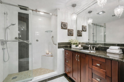 Primary Bathroom Photo of 210 1354 Winter Street, White Rock, BC