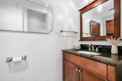 Walk-In Closet Photo of 210 1354 Winter Street, White Rock, BC