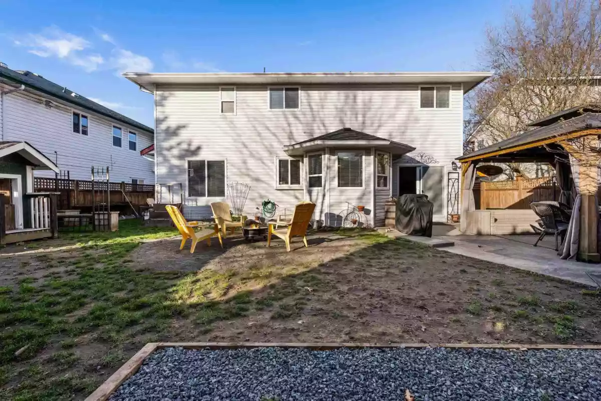 Aerial View of 5921 Glendale Drive, Chilliwack, BC