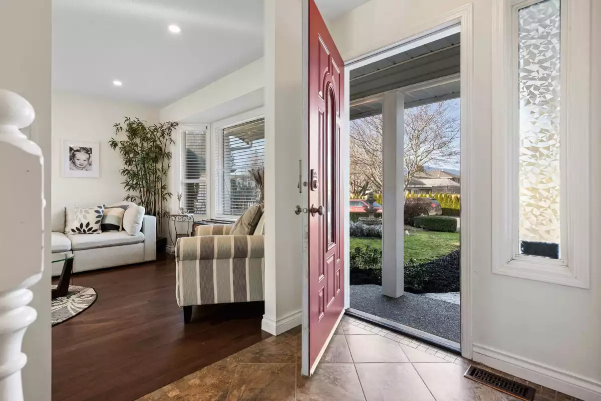 Family Room Photo of 5921 Glendale Drive, Chilliwack, BC