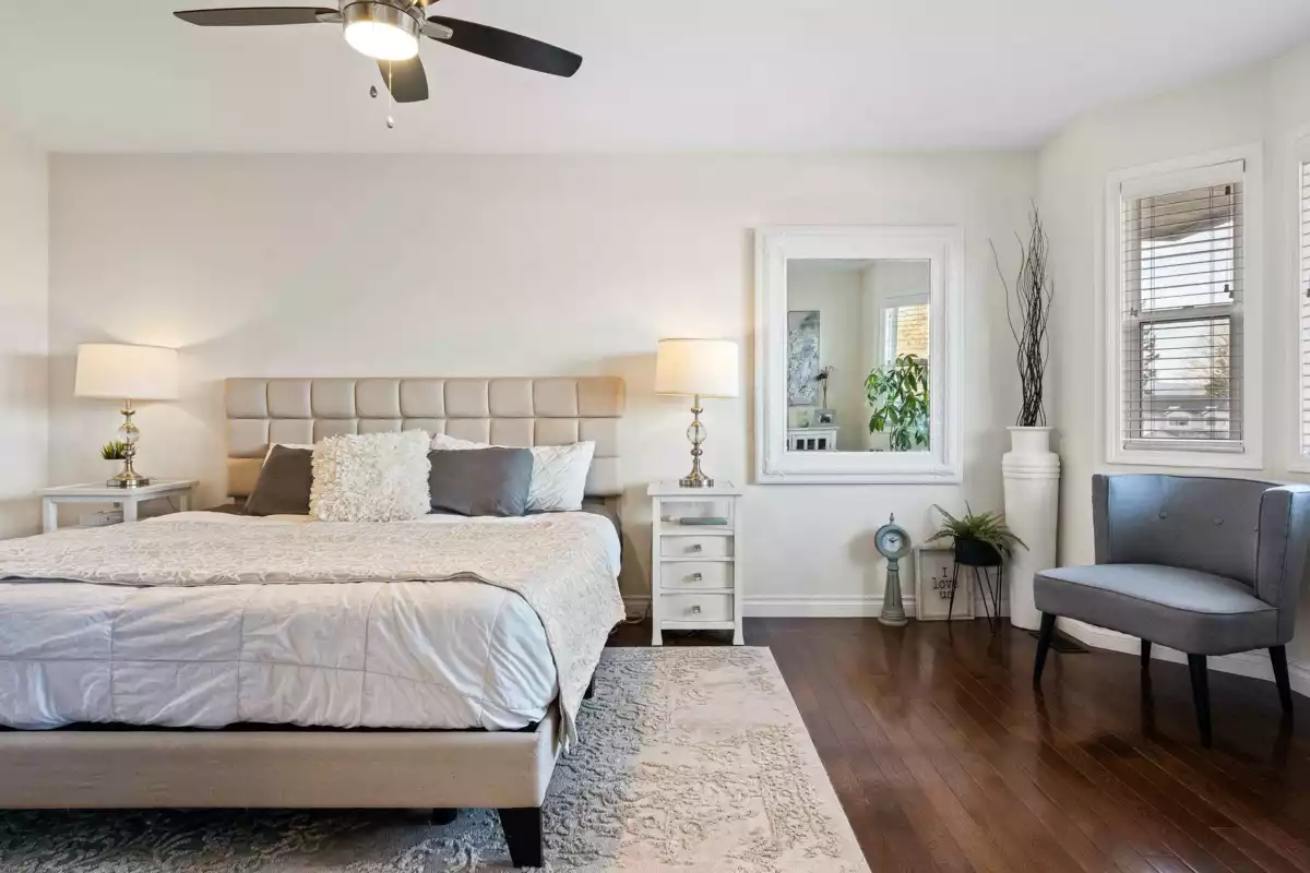 Staircase Photo of 5921 Glendale Drive, Chilliwack, BC