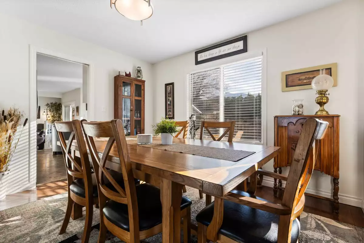 Walk-In Closet Photo of 5921 Glendale Drive, Chilliwack, BC