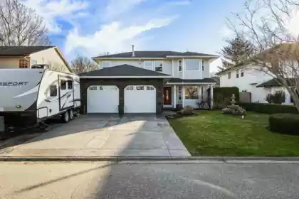 5921 Glendale Drive, Chilliwack, BC, Sardis South — 4 bed single family residence for sale