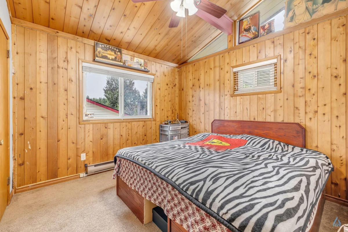 Primary Bathroom Photo of 9491 No 5 Road, Richmond, BC