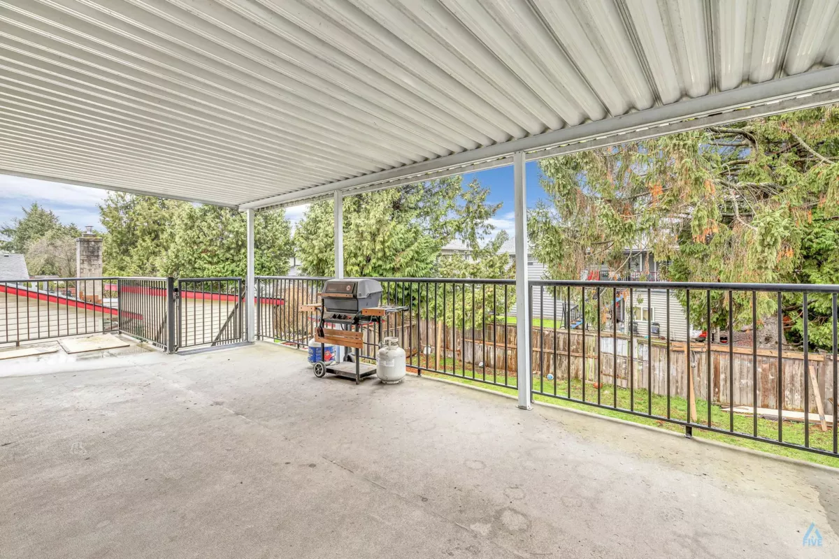 Primary Bedroom Photo of 9491 No 5 Road, Richmond, BC