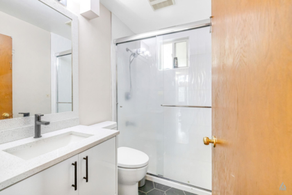 Walk-In Closet Photo of 9491 No 5 Road, Richmond, BC